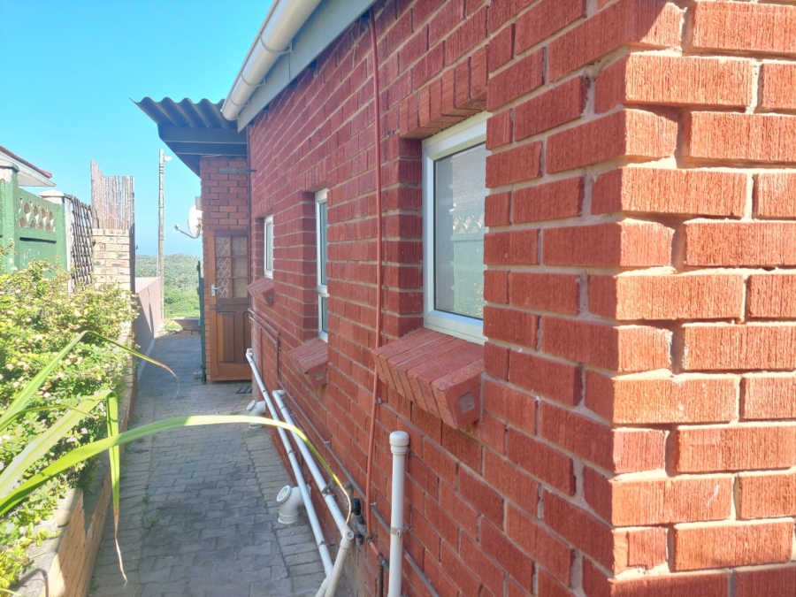 4 Bedroom Property for Sale in Seavale Eastern Cape